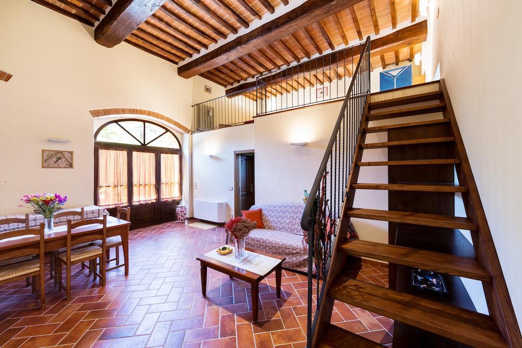 Casale Vacanze Il Granaio Cortona Habitación foto